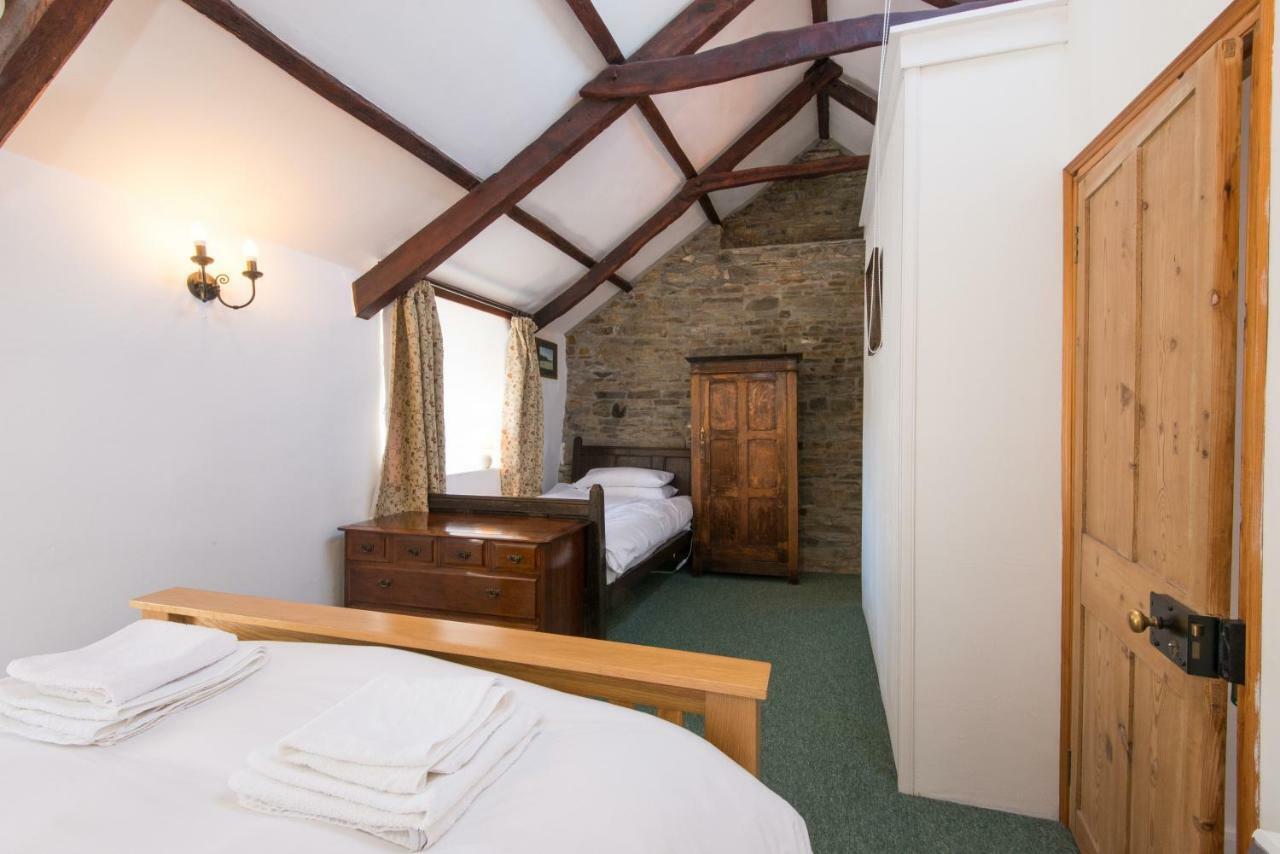 Hallagather Farmhouse Crackington Haven Exteriör bild
